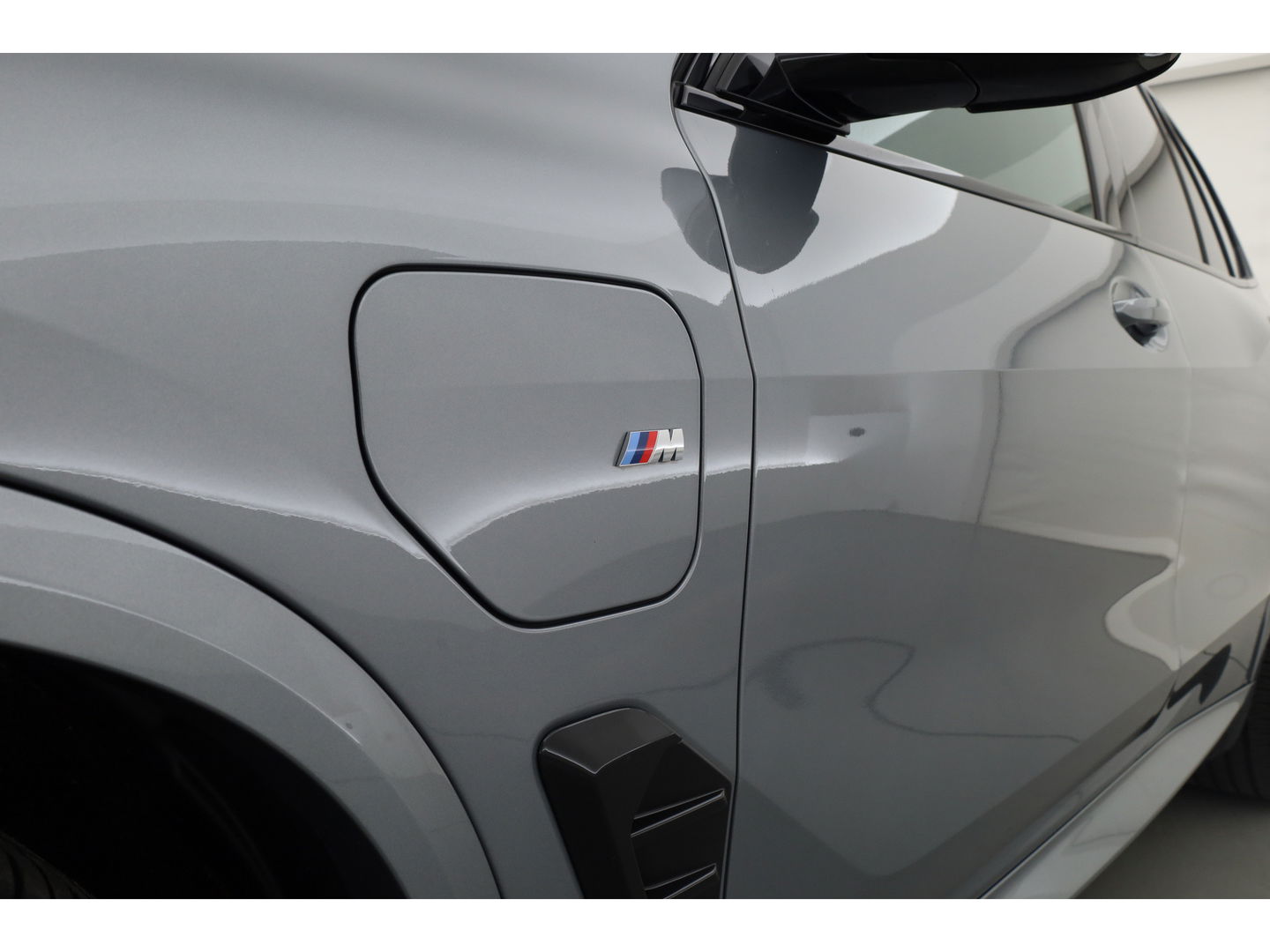 BMW X5 xDrive50e M Sport Pro | Iconic Glow | | Pano | Soft Close | HUD | Luchtvering | Harman Kardon | Elek. Trekhaak |