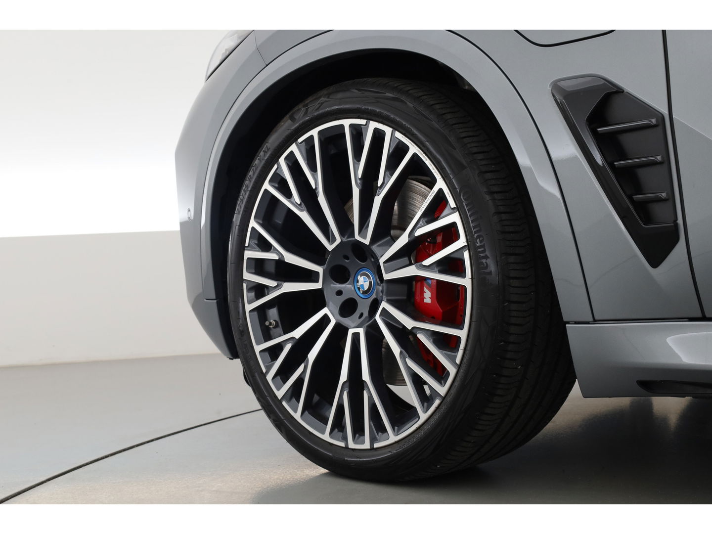 BMW X5 xDrive50e M Sport Pro | Iconic Glow | | Pano | Soft Close | HUD | Luchtvering | Harman Kardon | Elek. Trekhaak |