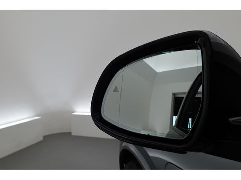 BMW X5 xDrive50e M Sport Pro | Iconic Glow | | Pano | Soft Close | HUD | Luchtvering | Harman Kardon | Elek. Trekhaak |