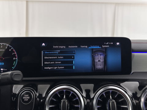 Mercedes-Benz CLA-Klasse Shooting Brake 250 e AMG Line ( Plug-in ) (INCL.BTW) *PANO | LEATHER-MICROFIBRE | MULTIBEAM-LED | AMBIENT-LIGT | BLIND-SPOT | HEATED-SPORTSEATS | WIDE-SCREEN-DIGICOCKPIT | DAB+ | NAVI-FULLMAP | CAMERA | PRIVACY-GLASS | TOWBAR | 19''A