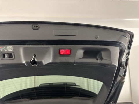 Mercedes-Benz CLA-Klasse Shooting Brake 250 e AMG Line ( Plug-in ) (INCL.BTW) *PANO | LEATHER-MICROFIBRE | MULTIBEAM-LED | AMBIENT-LIGT | BLIND-SPOT | HEATED-SPORTSEATS | WIDE-SCREEN-DIGICOCKPIT | DAB+ | NAVI-FULLMAP | CAMERA | PRIVACY-GLASS | TOWBAR | 19''A