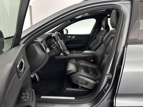 Volvo XC60 2.0 B5 Business Pro R-Design (INCL.BTW) Aut. *PANO | LUXURY-LEATHER | FULL-LEATHER | MEMORY-PACK | HEATED-SPORTSEATS | CAMERA | NAVI-FULLMAP | SHIFT-PADDLES | PRIVACY-GLASS | AIR-SUSPENSION | ECC | PDC | CRUISE | 19''ALU