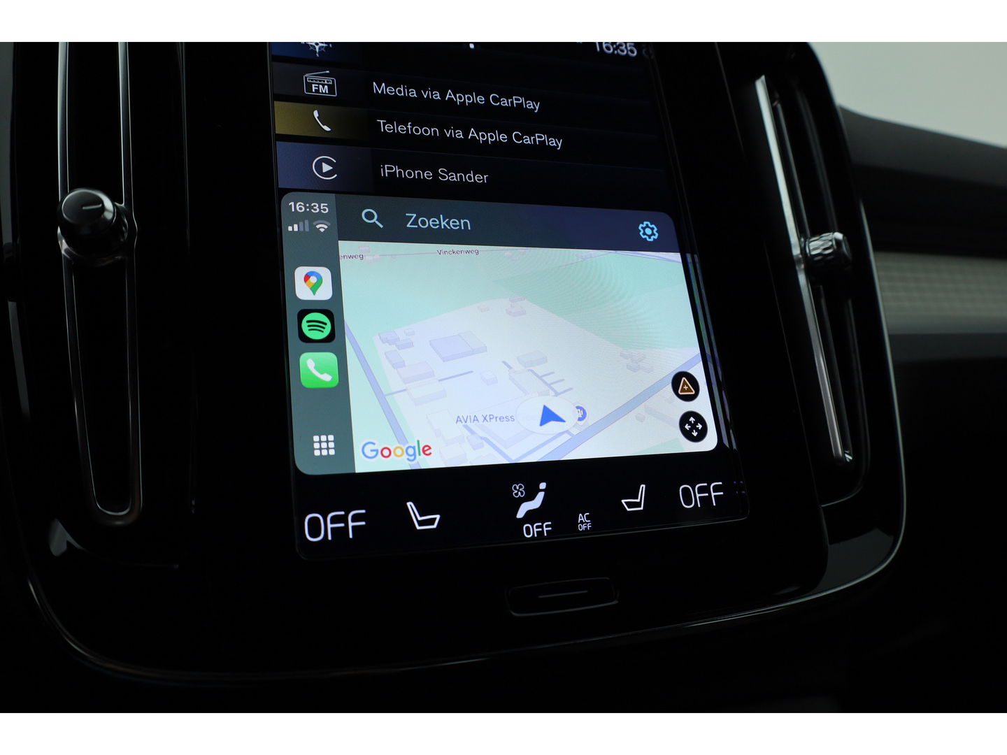 Volvo XC40 1.5 T4 Plug-in hybrid Plus Bright | Facelift | Elek. Trekhaak | H&K audio | memory stoelen | Carplay |