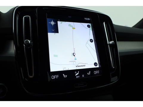 Volvo XC40 1.5 T4 Plug-in hybrid Plus Bright | Facelift | Elek. Trekhaak | H&K audio | memory stoelen | Carplay |