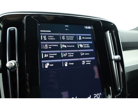 Volvo XC40 1.5 T4 Plug-in hybrid Plus Bright | Facelift | Elek. Trekhaak | H&K audio | memory stoelen | Carplay |