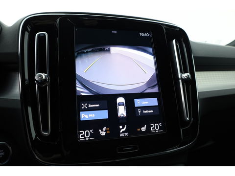 Volvo XC40 1.5 T4 Plug-in hybrid Plus Bright | Facelift | Elek. Trekhaak | H&K audio | memory stoelen | Carplay |