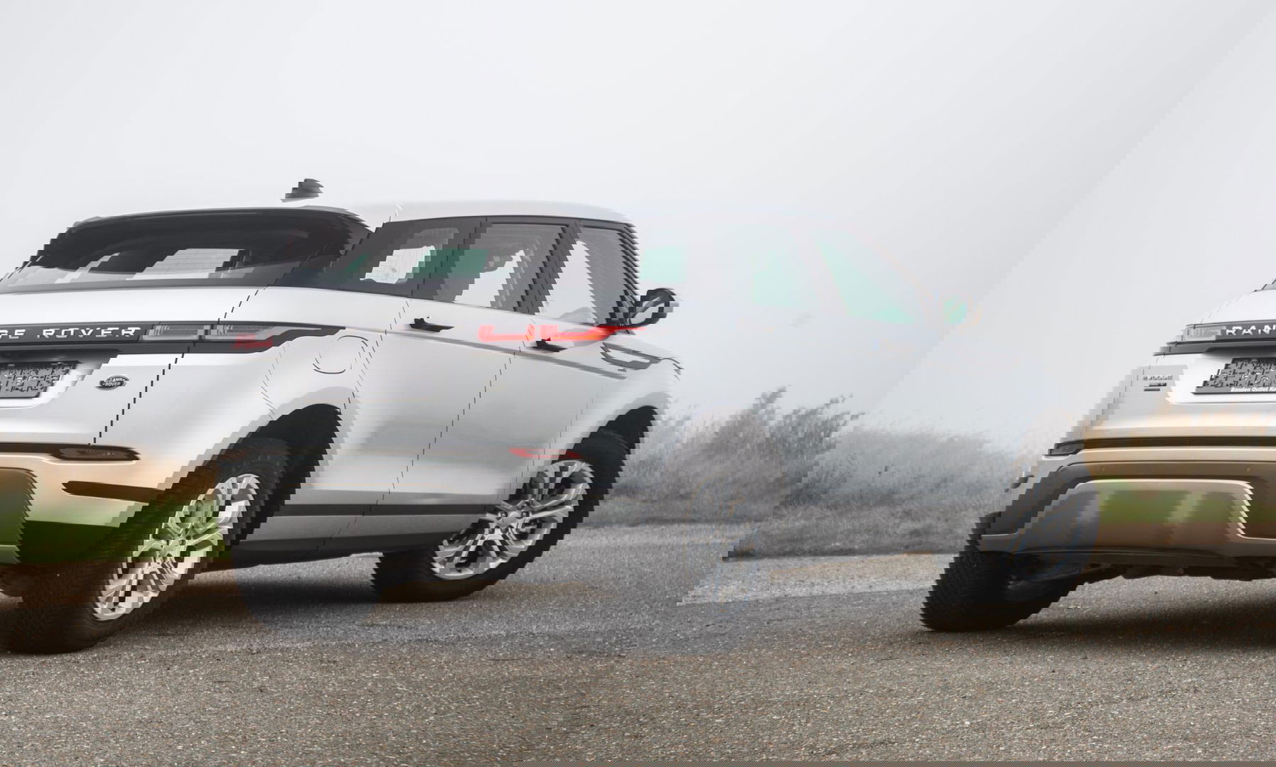 Land Rover Range Rover Evoque 1.5 P300e AWD S PLUG IN HYBRIDE / LEDER / ADAPTIVE CRUISE / CARPLAY