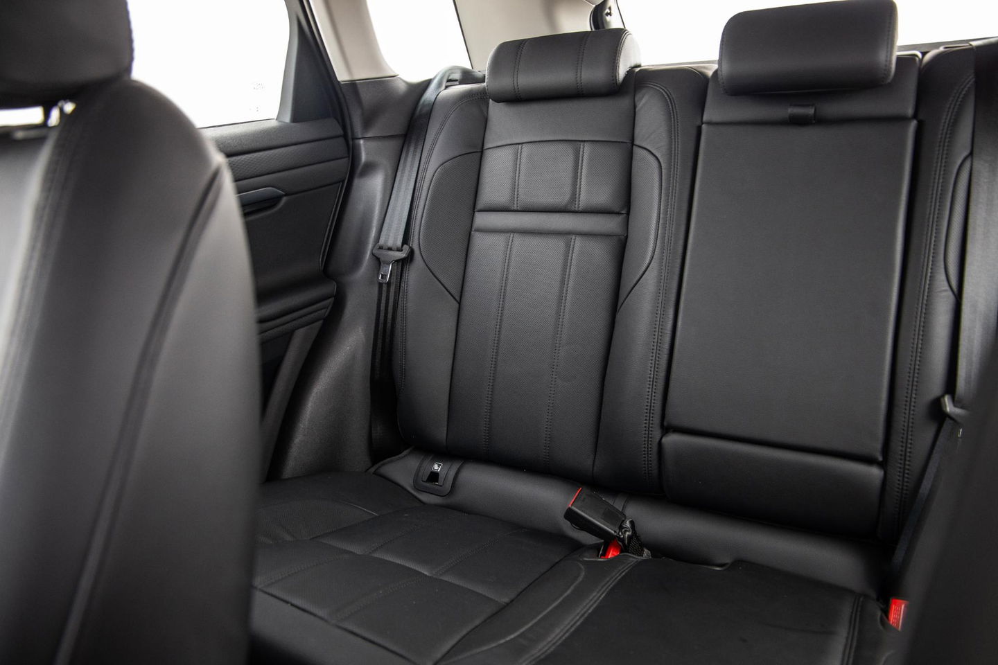 Land Rover Range Rover Evoque 1.5 P300e AWD S PLUG IN HYBRIDE / LEDER / ADAPTIVE CRUISE / CARPLAY