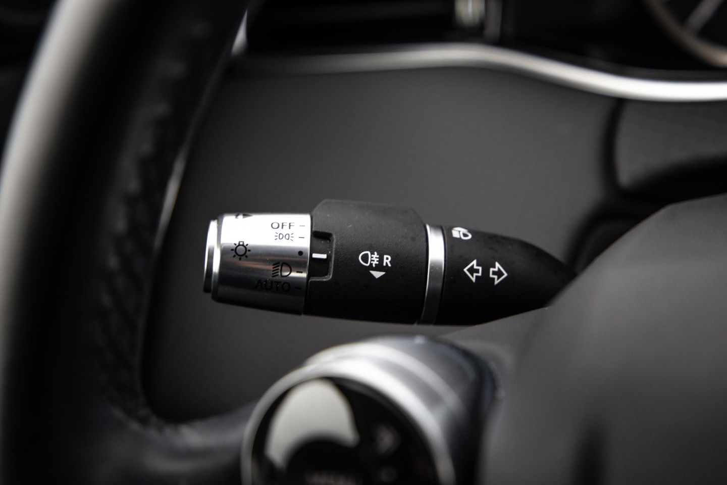 Land Rover Range Rover Evoque 1.5 P300e AWD S PLUG IN HYBRIDE / LEDER / ADAPTIVE CRUISE / CARPLAY