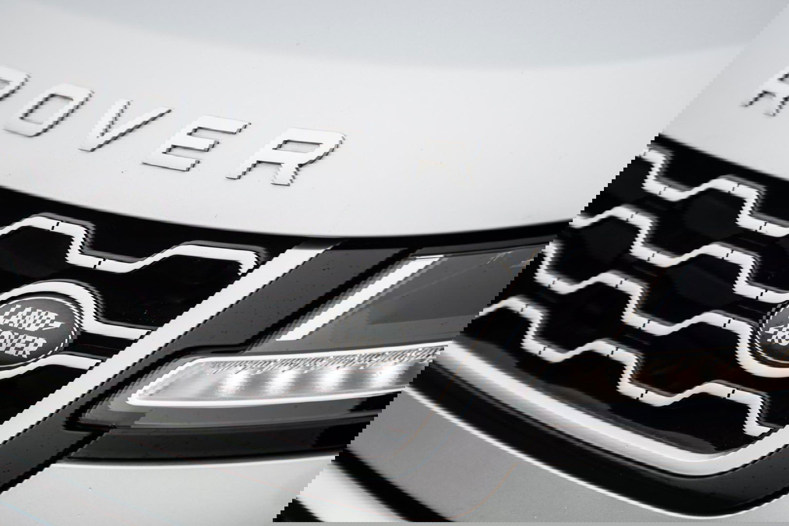 Land Rover Range Rover Evoque 1.5 P300e AWD S PLUG IN HYBRIDE / LEDER / ADAPTIVE CRUISE / CARPLAY