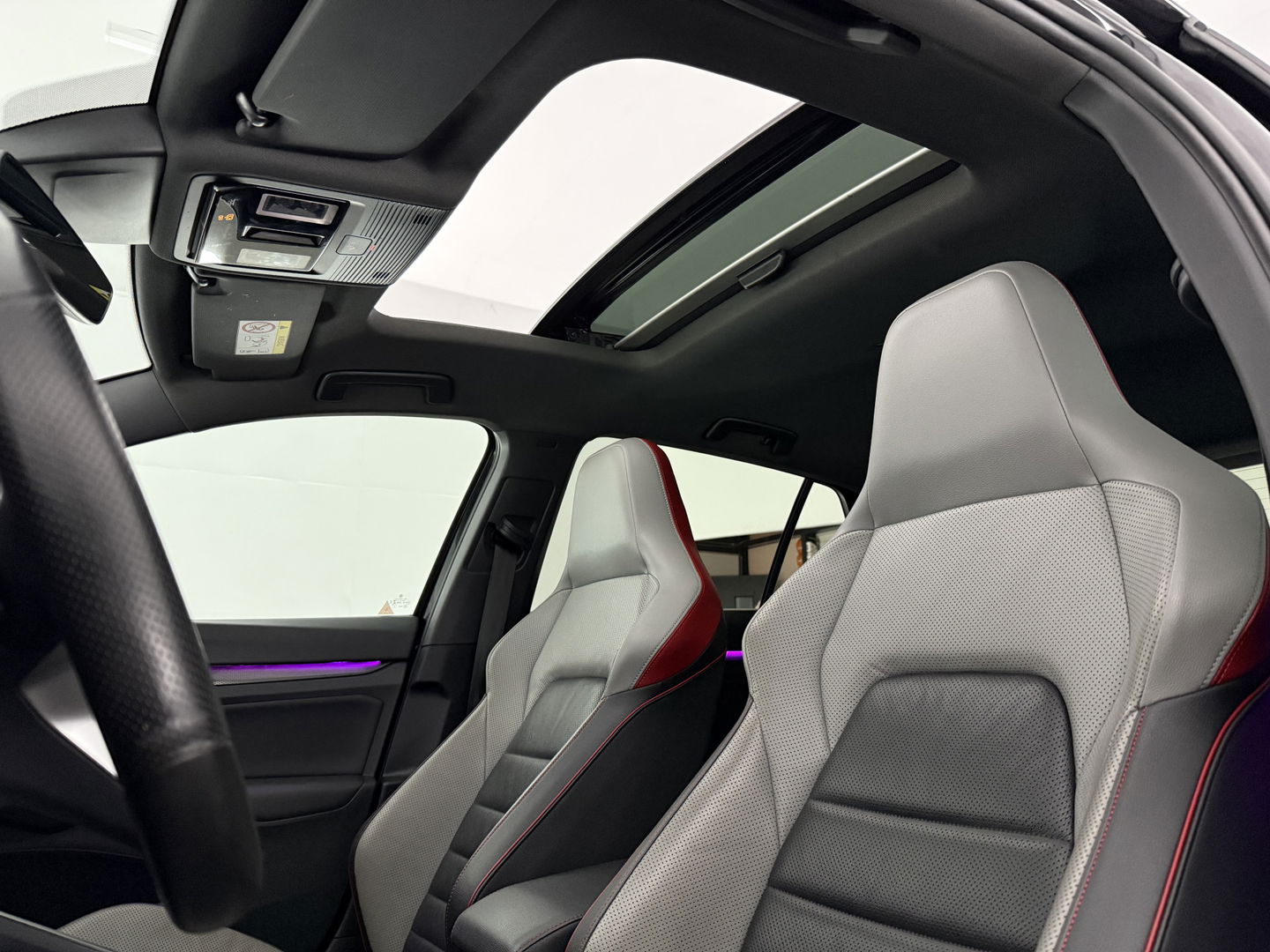 Volkswagen Golf 2.0 TSI GTI 245PK | Pano | H/K | Virtual | Sfeer | IQ Lights | Camera | Carplay | Memory | Stoel/stuurverw. | Adap. Cruise