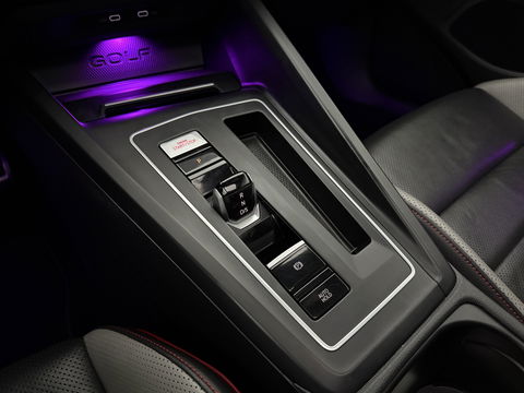 Volkswagen Golf 2.0 TSI GTI 245PK | Pano | H/K | Virtual | Sfeer | IQ Lights | Camera | Carplay | Memory | Stoel/stuurverw. | Adap. Cruise