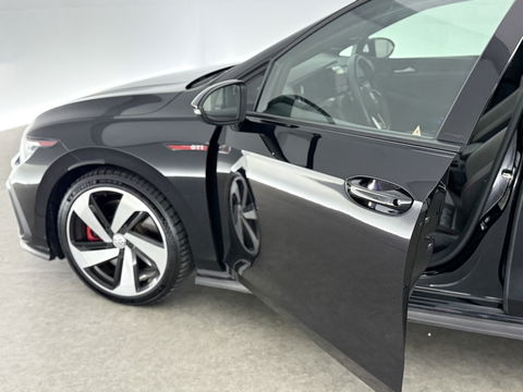 Volkswagen Golf 2.0 TSI GTI 245PK | Pano | H/K | Virtual | Sfeer | IQ Lights | Camera | Carplay | Memory | Stoel/stuurverw. | Adap. Cruise