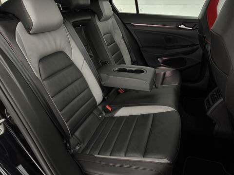 Volkswagen Golf 2.0 TSI GTI 245PK | Pano | H/K | Virtual | Sfeer | IQ Lights | Camera | Carplay | Memory | Stoel/stuurverw. | Adap. Cruise