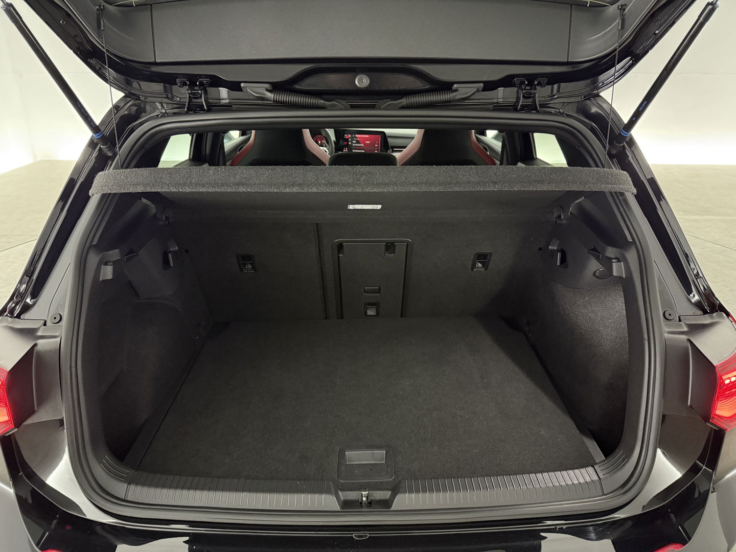 Volkswagen Golf 2.0 TSI GTI 245PK | Pano | H/K | Virtual | Sfeer | IQ Lights | Camera | Carplay | Memory | Stoel/stuurverw. | Adap. Cruise