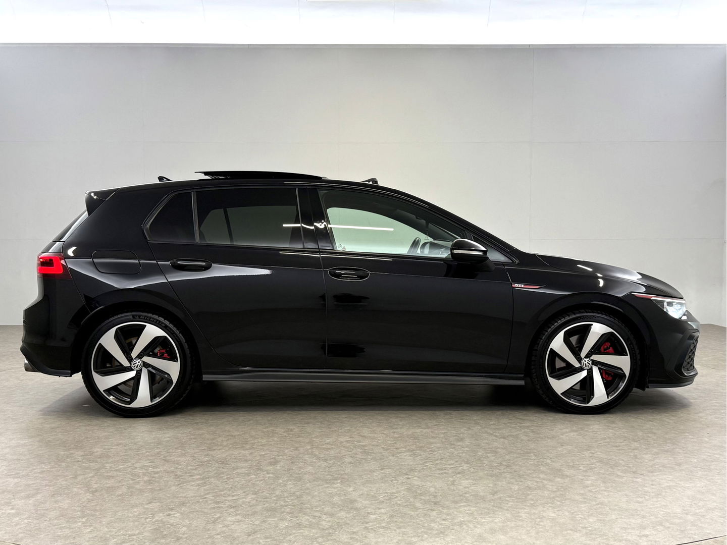Volkswagen Golf 2.0 TSI GTI 245PK | Pano | H/K | Virtual | Sfeer | IQ Lights | Camera | Carplay | Memory | Stoel/stuurverw. | Adap. Cruise