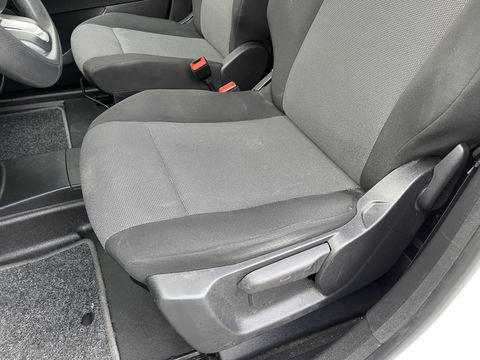 Citroën Berlingo 1.5 BlueHDI Club automaat / € 11.950 marge / lease vanaf € 201 / euro 6 diesel / airco / cruise / navigatie / camera / lichtmetalen velgen / pdc achter !