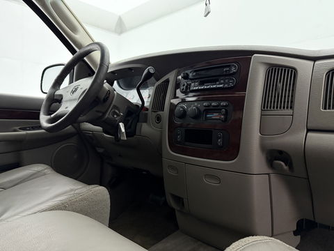 Dodge Ram 1500 5.9L V8 Magnum | LPG | 340PK | Infinity Audio | Cruise | Trekh. | Sidebars | Stoelverw. | APK tot 29-11-2026