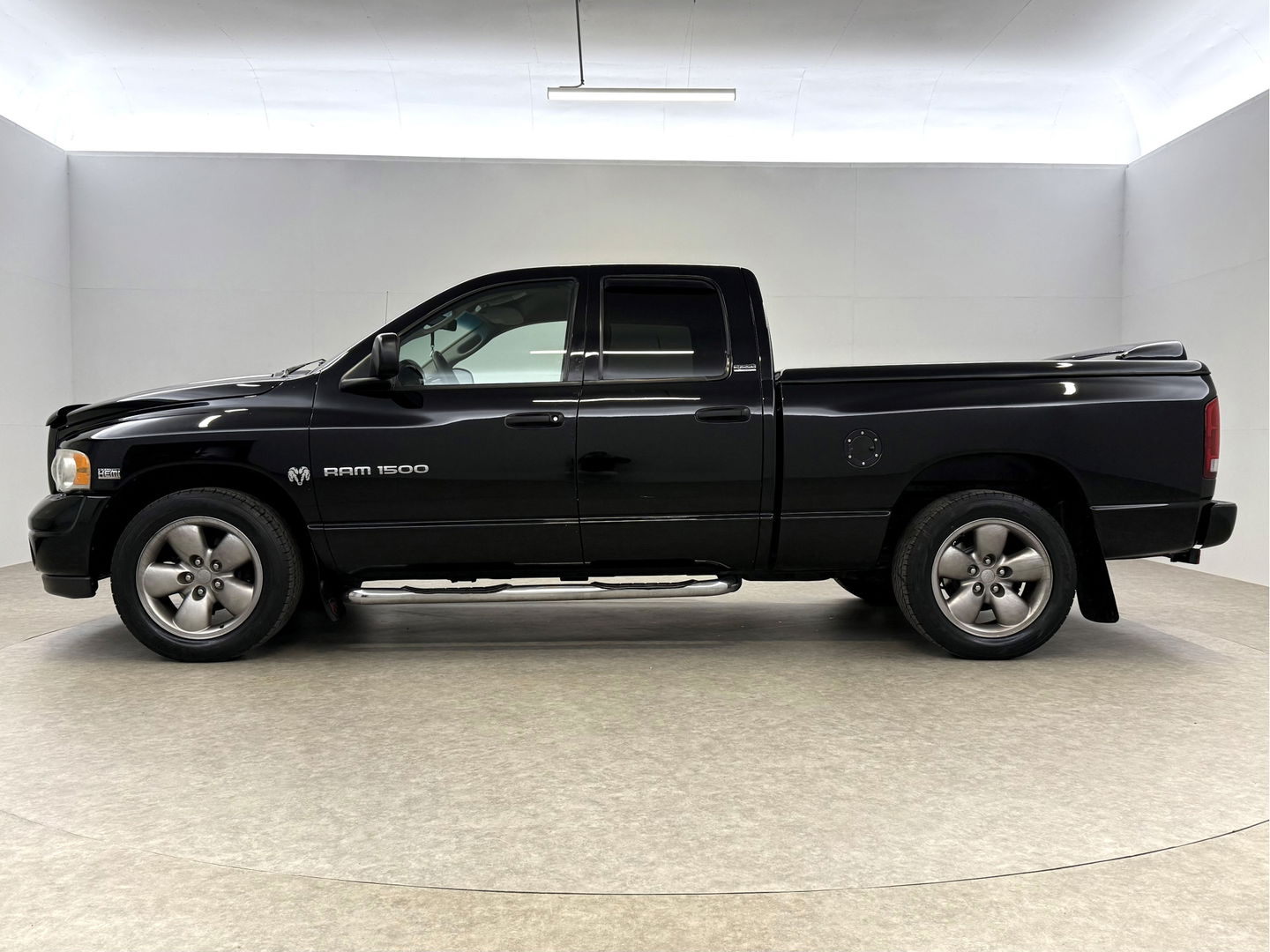 Dodge Ram 1500 5.9L V8 Magnum | LPG | 340PK | Infinity Audio | Cruise | Trekh. | Sidebars | Stoelverw. | APK tot 29-11-2026