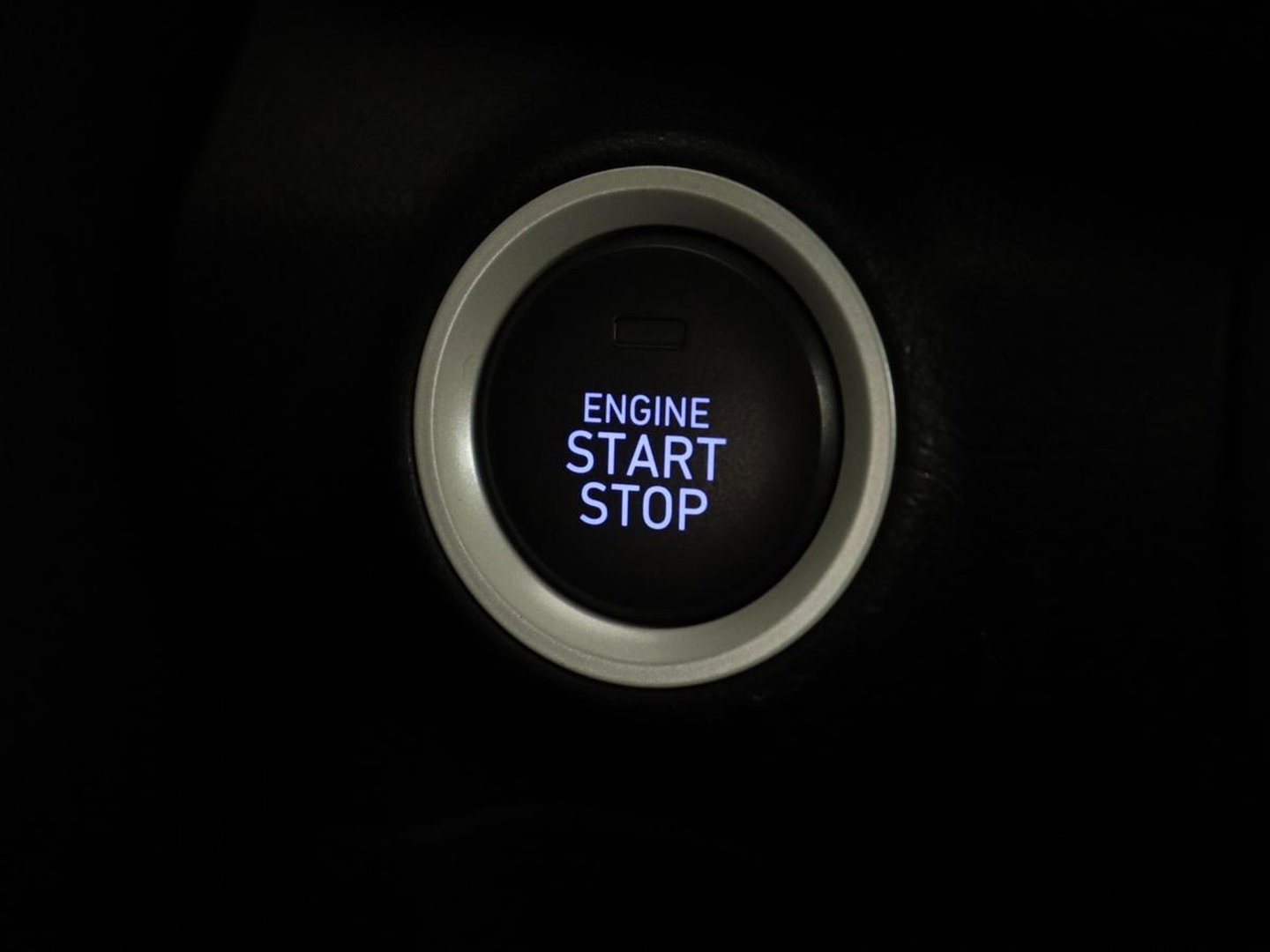 Hyundai KONA 1.6 GDI HEV Premium | Leder | Stoelventilatie | Adaptive cruise | Head-Up | Carplay | Camera | Achterbankverwarming | Navigatie | Keyless | Climate control