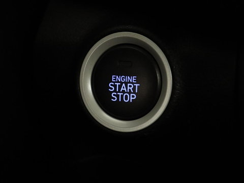 Hyundai KONA 1.6 GDI HEV Premium | Leder | Stoelventilatie | Adaptive cruise | Head-Up | Carplay | Camera | Achterbankverwarming | Navigatie | Keyless | Climate control