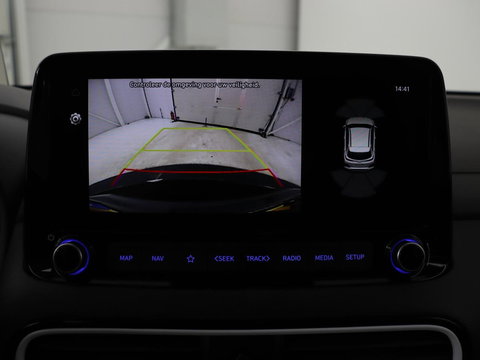 Hyundai KONA 1.6 GDI HEV Premium | Leder | Stoelventilatie | Adaptive cruise | Head-Up | Carplay | Camera | Achterbankverwarming | Navigatie | Keyless | Climate control