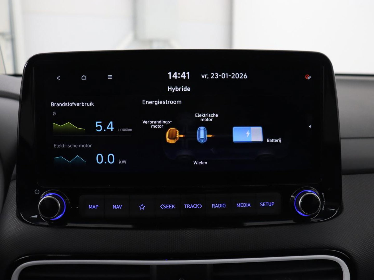 Hyundai KONA 1.6 GDI HEV Premium | Leder | Stoelventilatie | Adaptive cruise | Head-Up | Carplay | Camera | Achterbankverwarming | Navigatie | Keyless | Climate control