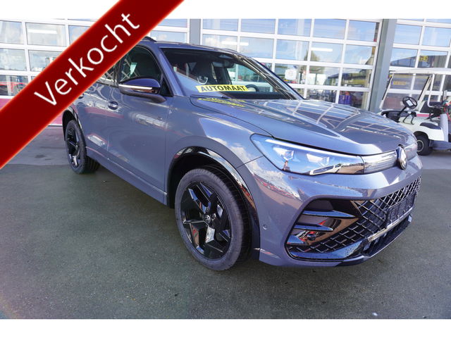 Volkswagen Tiguan - 1.5 eHybrid R-Line Edition 272 PK Hybride nr.V012 | Climate | panorama dak | Trekhaak