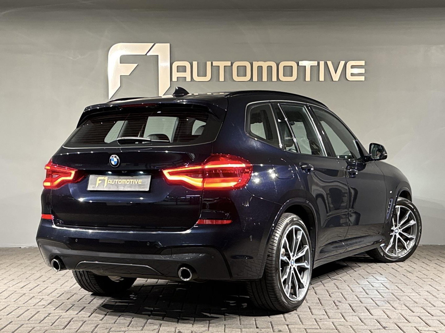 BMW X3 SDrive20i M Sport Pano|Leer|Sfeer|Trekhaak|NL Auto