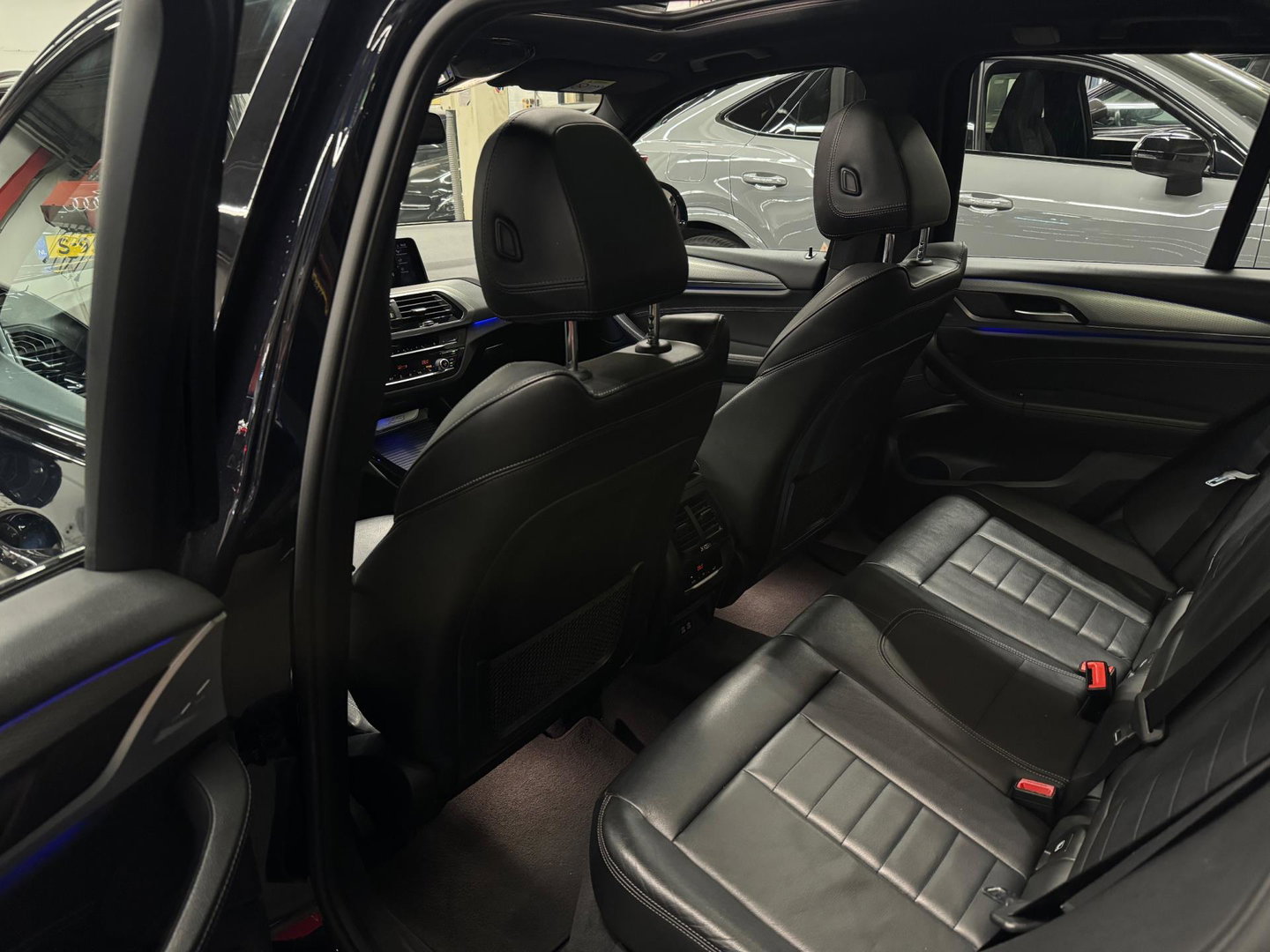 BMW X3 SDrive20i M Sport Pano|Leer|Sfeer|Trekhaak|NL Auto