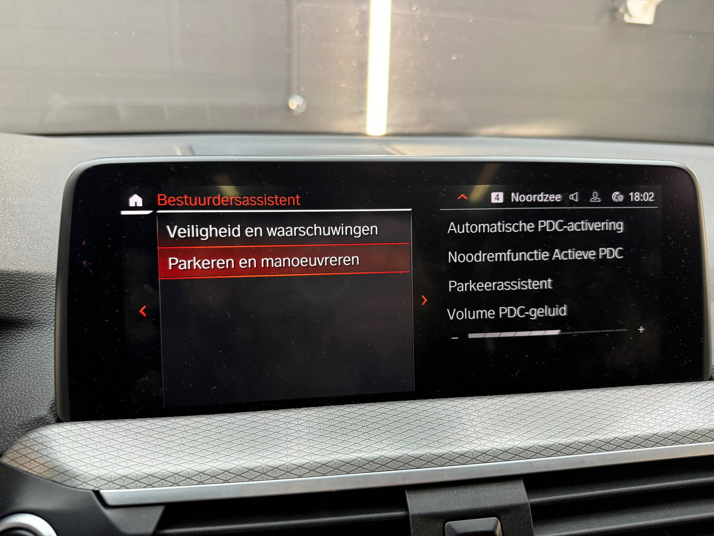 BMW X3 SDrive20i M Sport Pano|Leer|Sfeer|Trekhaak|NL Auto