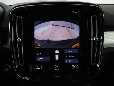 Volvo XC40 1.5 T2 Business Pro | Trekhaak | Camera | Carplay | Adaptive cruise | Keyless | Full LED | Navigatie | Parkeerhulp | Digital Cockpit | Climate control | Bluetooth