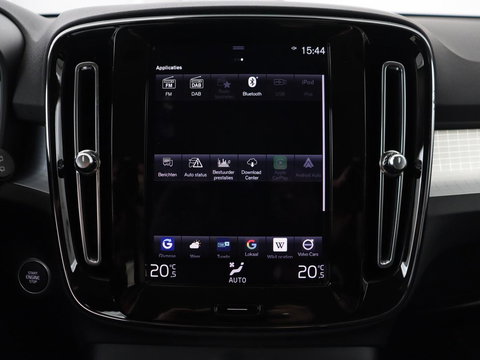 Volvo XC40 1.5 T2 Business Pro | Trekhaak | Camera | Carplay | Adaptive cruise | Keyless | Full LED | Navigatie | Parkeerhulp | Digital Cockpit | Climate control | Bluetooth