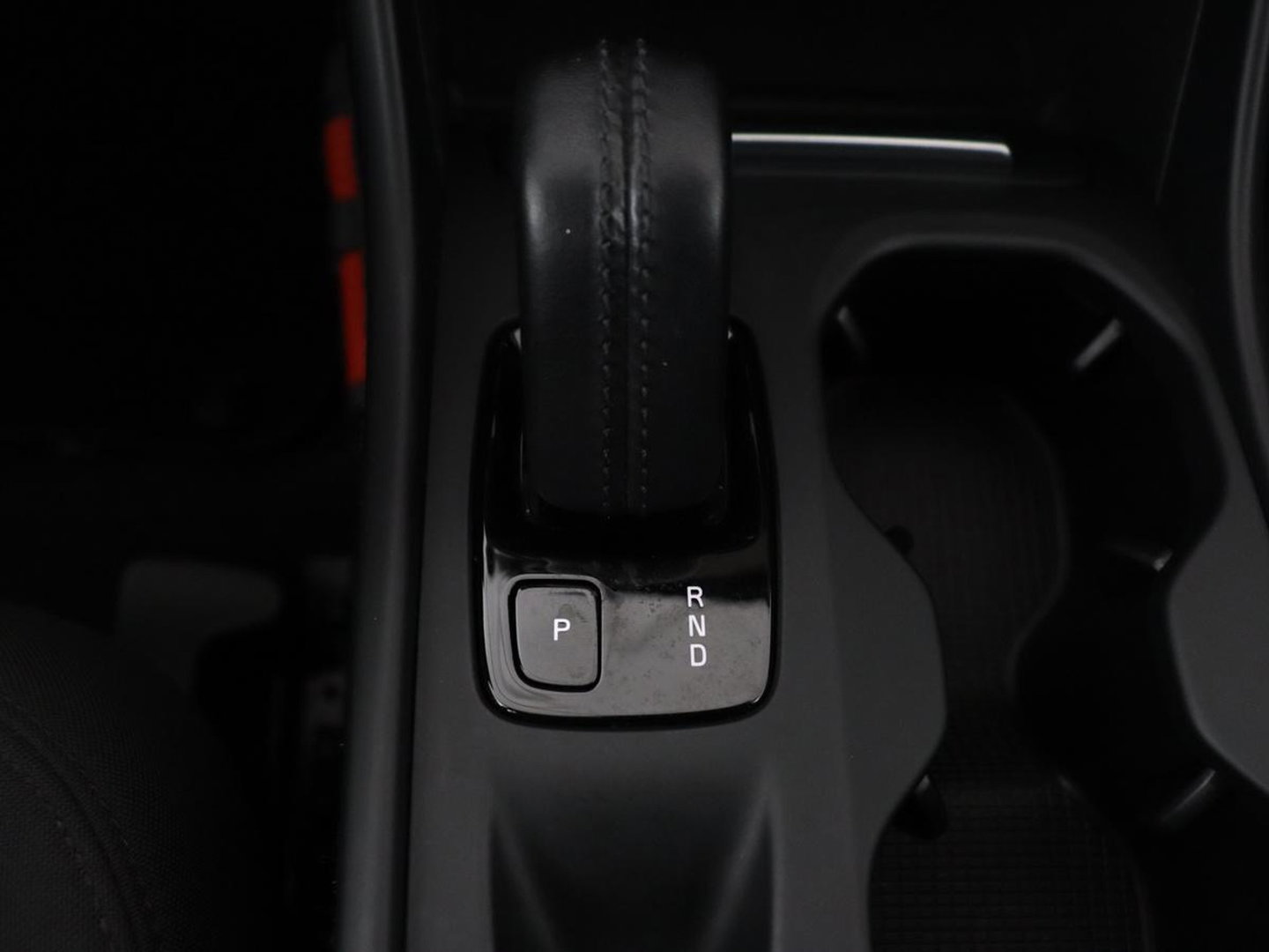 Volvo XC40 1.5 T2 Business Pro | Trekhaak | Camera | Carplay | Adaptive cruise | Keyless | Full LED | Navigatie | Parkeerhulp | Digital Cockpit | Climate control | Bluetooth