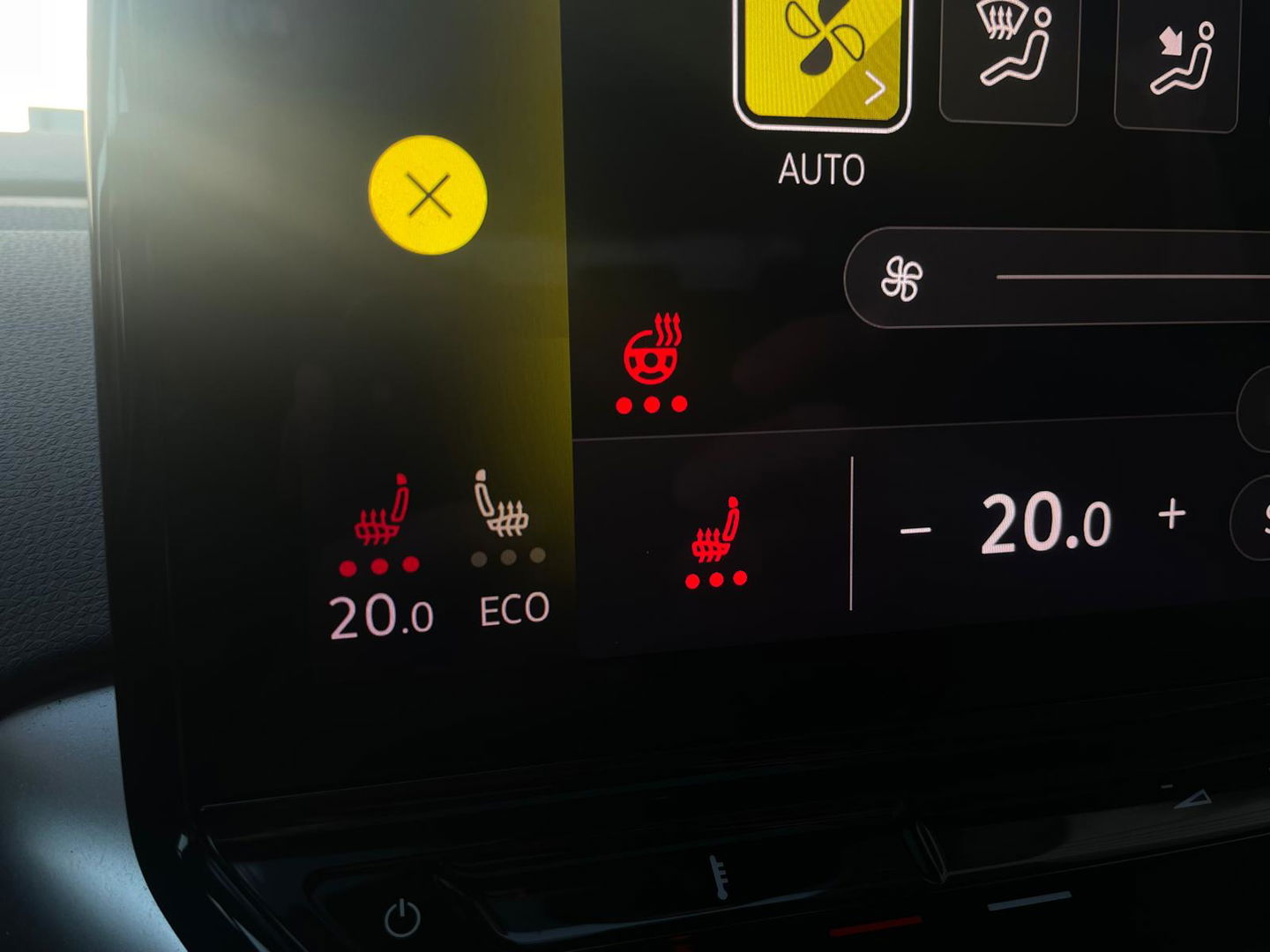 Volkswagen ID.4 First Max 77 kWh | SOH 88% | Snelladen | Pano | HuD | Virtual | IQ Lights | 360° | Memory | Sfeer | Stoel/Stuur verw. | Adap. Cruise | Carplay | NAP
