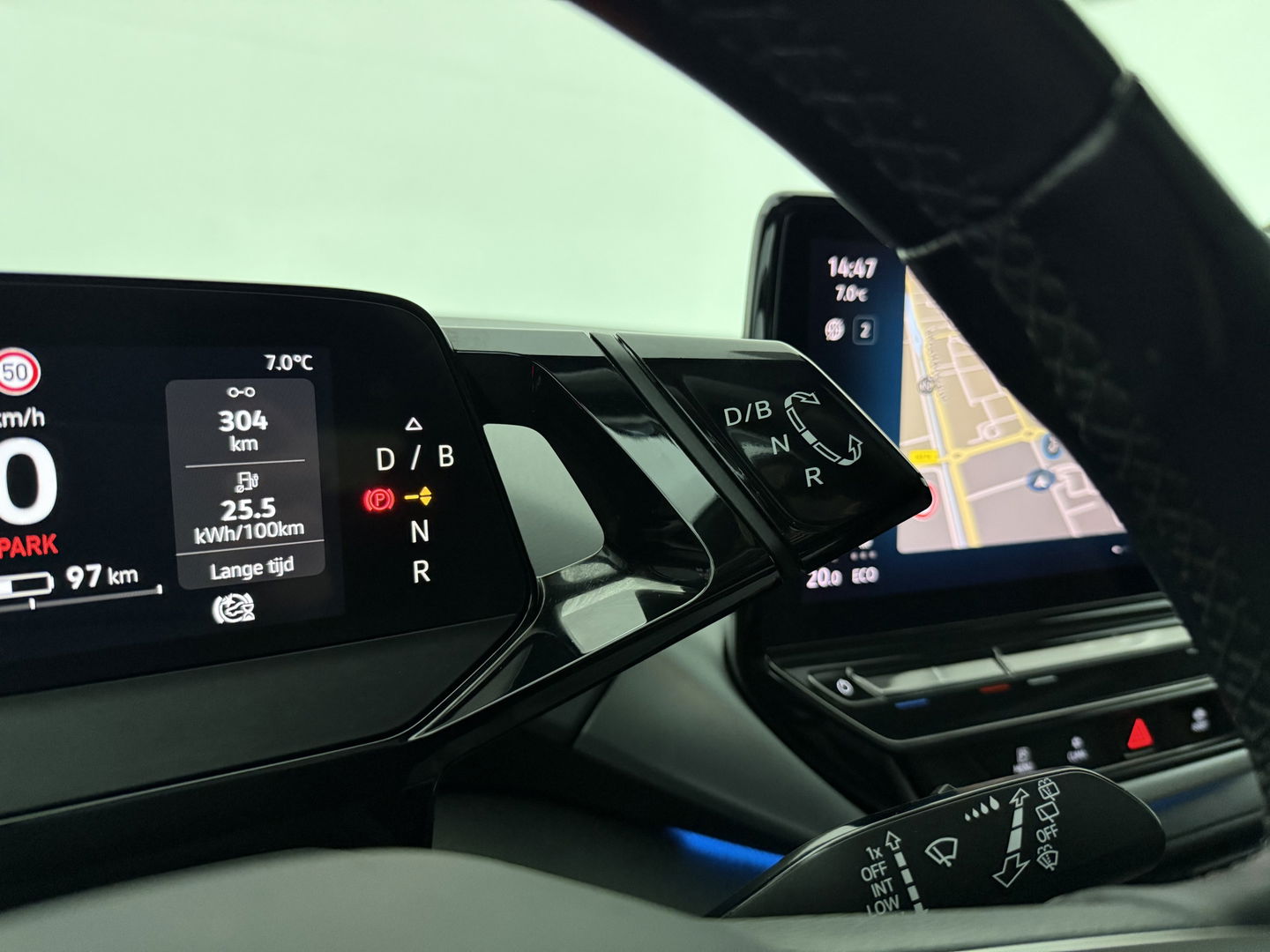 Volkswagen ID.4 First Max 77 kWh | SOH 88% | Snelladen | Pano | HuD | Virtual | IQ Lights | 360° | Memory | Sfeer | Stoel/Stuur verw. | Adap. Cruise | Carplay | NAP