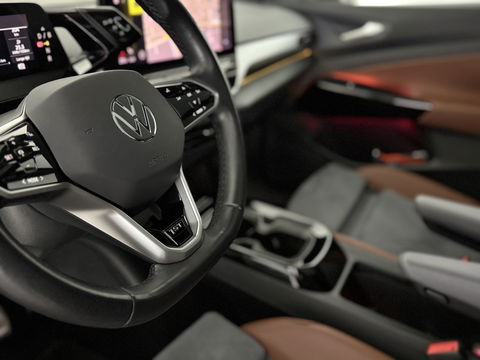 Volkswagen ID.4 First Max 77 kWh | SOH 88% | Snelladen | Pano | HuD | Virtual | IQ Lights | 360° | Memory | Sfeer | Stoel/Stuur verw. | Adap. Cruise | Carplay | NAP