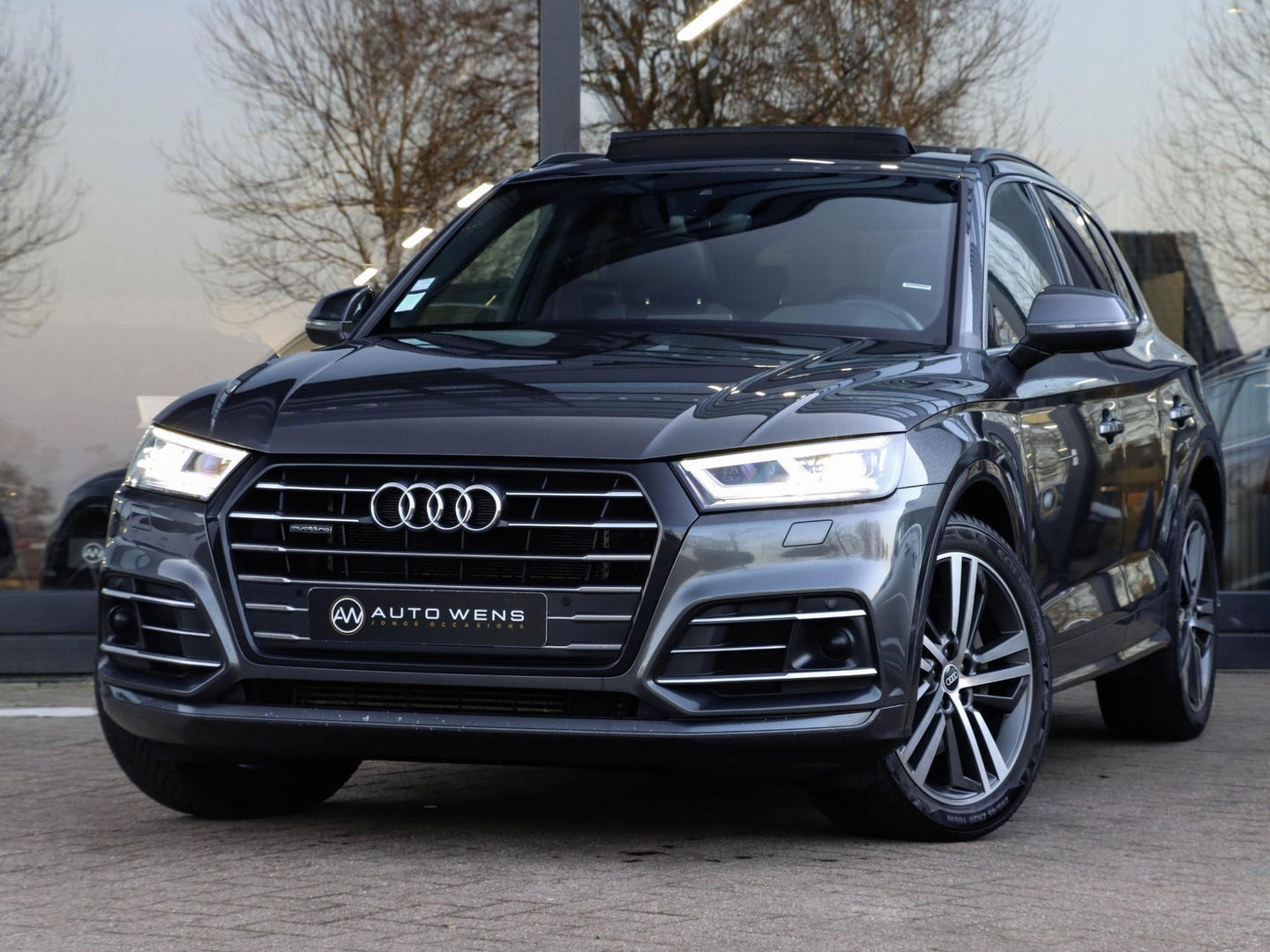 Audi Q5 55 TFSI e quattro Competition Panodak | Luchtvering | Trekhaak | Adaptive Cruise