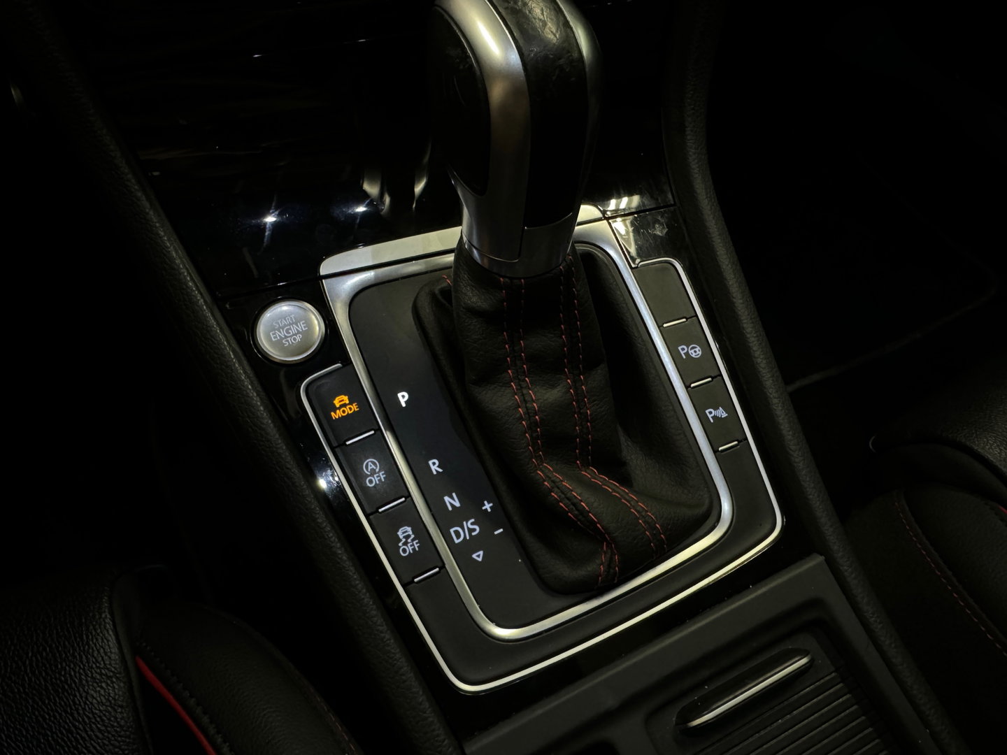 Volkswagen Golf 2.0 TSI GTI Performance Pano|Key|Dynaudi|DCC