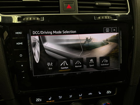 Volkswagen Golf 2.0 TSI GTI Performance Pano|Key|Dynaudi|DCC