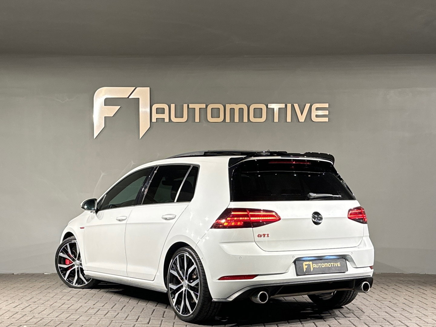 Volkswagen Golf 2.0 TSI GTI Performance Pano|Key|Dynaudi|DCC