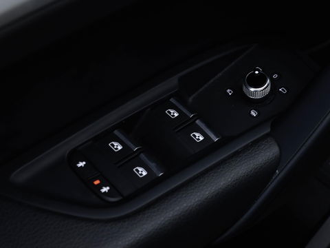 Audi Q5 55 TFSI e quattro Competition Panodak | Luchtvering | Trekhaak | Adaptive Cruise