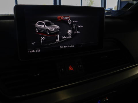 Audi Q5 55 TFSI e quattro Competition Panodak | Luchtvering | Trekhaak | Adaptive Cruise