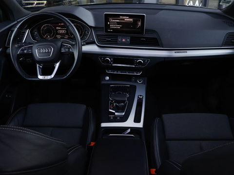 Audi Q5 55 TFSI e quattro Competition Panodak | Luchtvering | Trekhaak | Adaptive Cruise