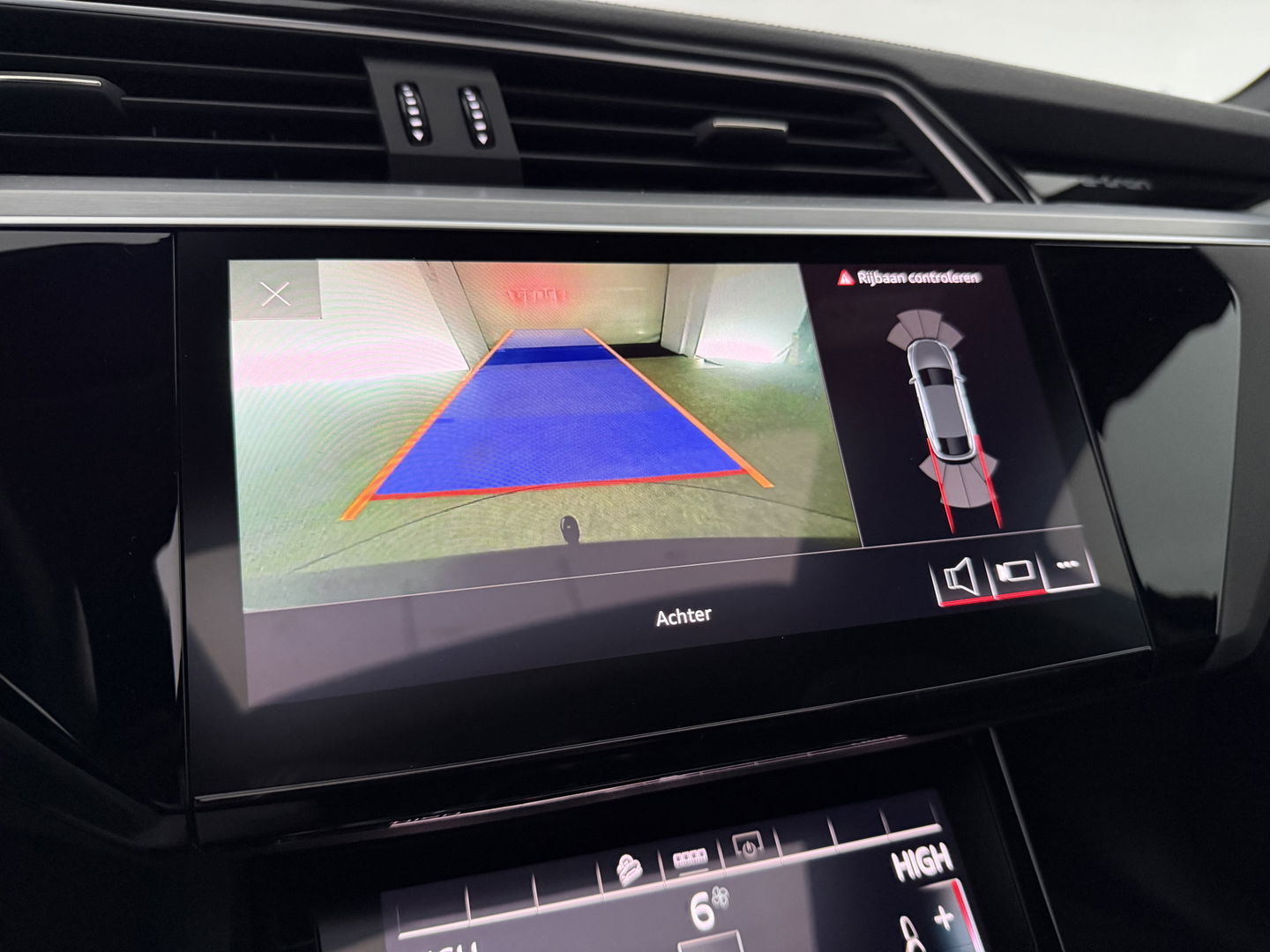 Audi e-tron Sportback 50 Quattro S-Line 71 kWh | SOH 92% | Snelladen | Pano | Memory | Virtual | Camera | Adap. Cruise | Trekh. | Stoelverw. | NAP