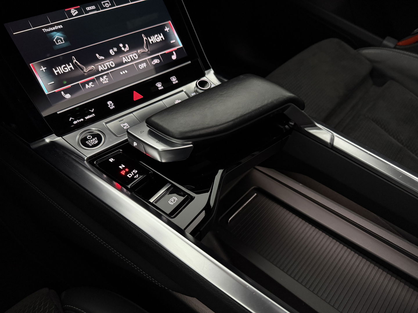 Audi e-tron Sportback 50 Quattro S-Line 71 kWh | SOH 92% | Snelladen | Pano | Memory | Virtual | Camera | Adap. Cruise | Trekh. | Stoelverw. | NAP