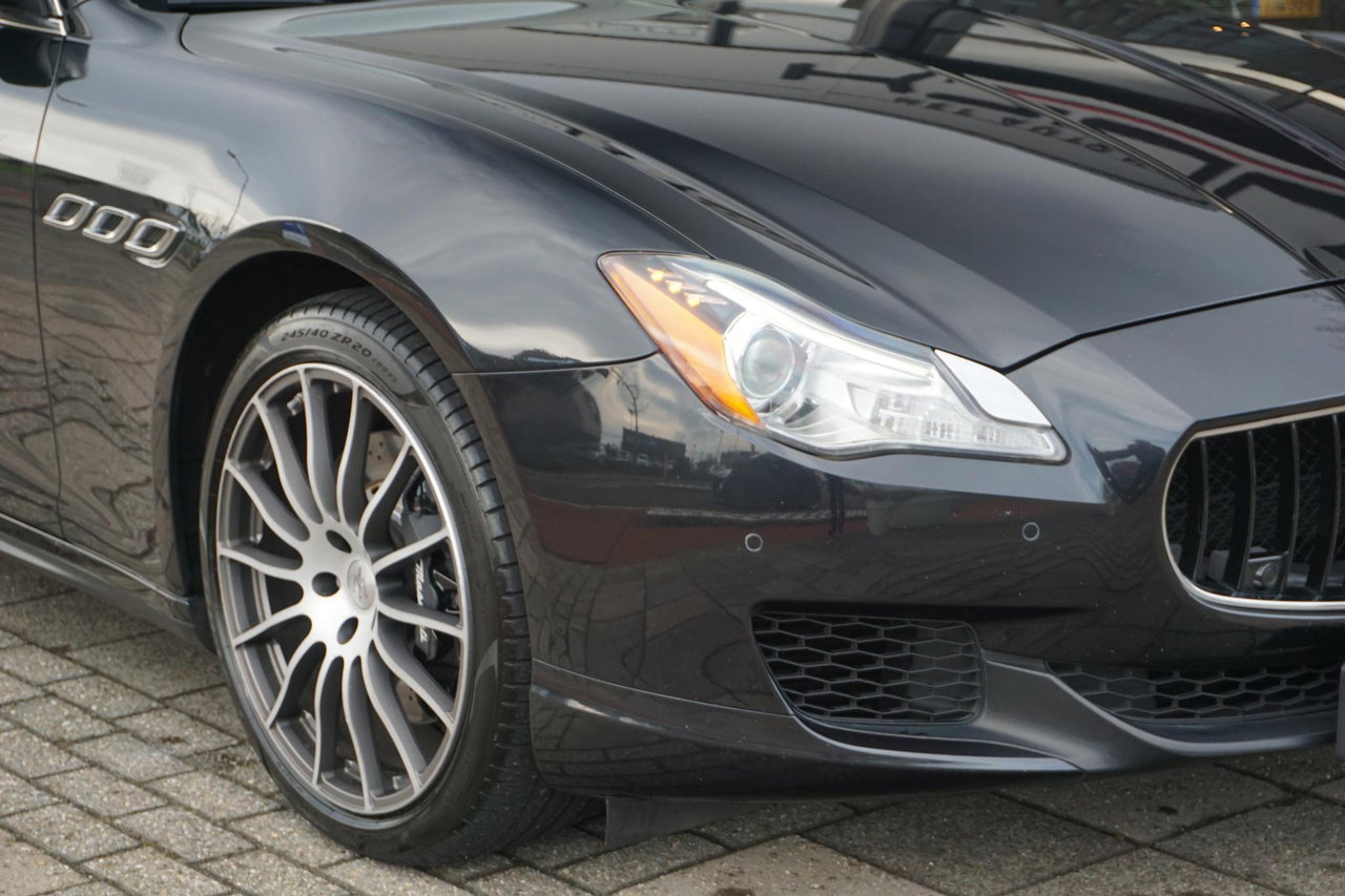 Maserati Quattroporte
