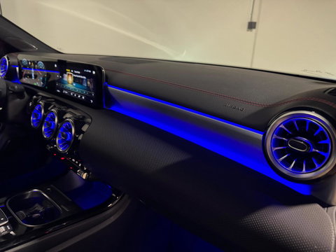 Mercedes-Benz CLA-Klasse 250 e AMG PANO SFEER CAM'