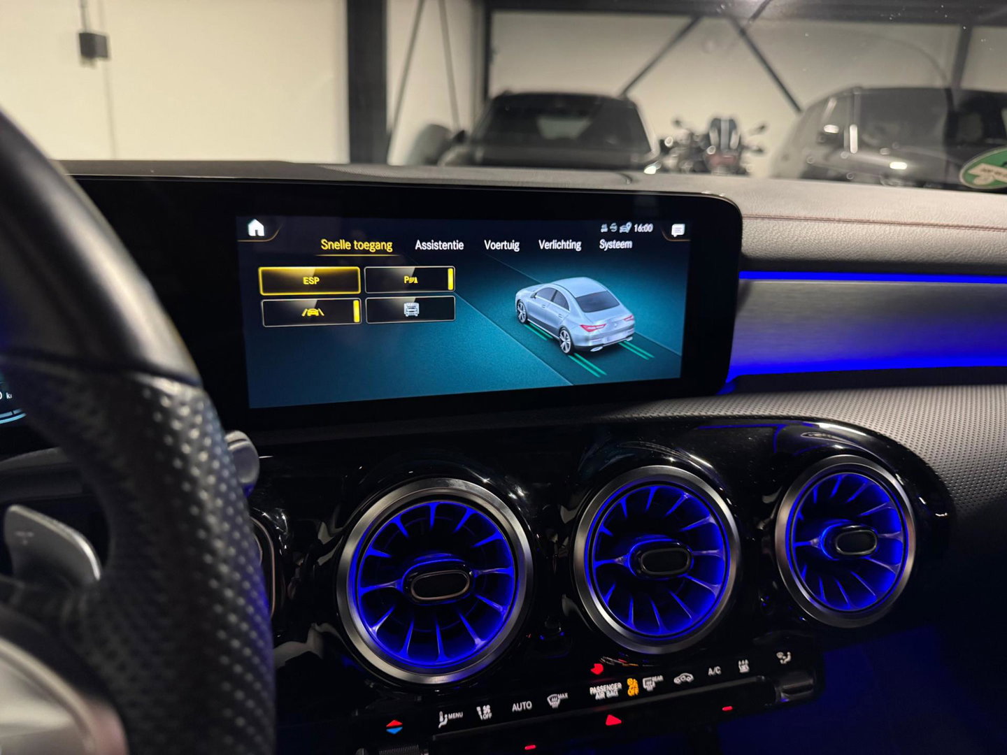 Mercedes-Benz CLA-Klasse 250 e AMG PANO SFEER CAM'