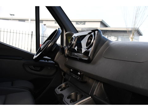 Mercedes-Benz Sprinter 316 2.2 CDI L2H2 PB Edition 360 Camera, Cruise, Carplay, 164pk, Automaat, LED, Stoelverwarming, Standkachel, Trekhaak, Uniek!